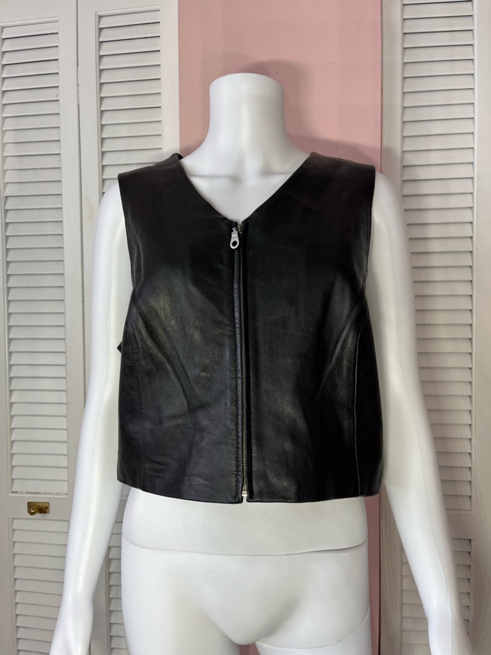 Vintage Black Leather Zip-Front Vest - Sleek Women's Layering Piece